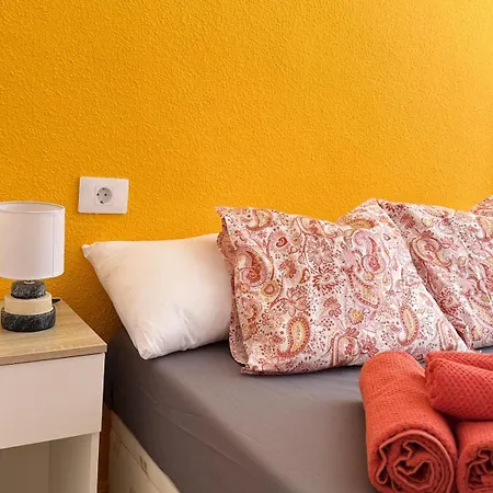 A Bright For 2 With Private Parking On The Torrevieja