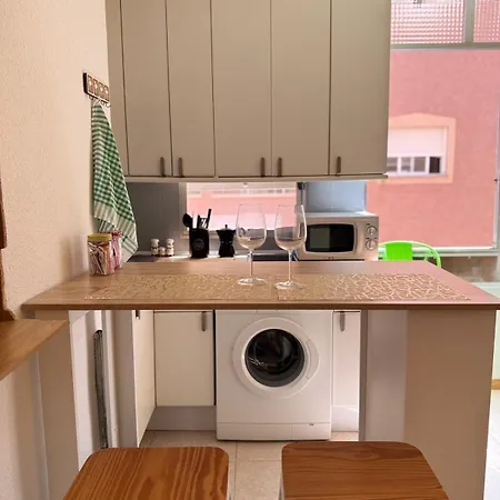 A Bright For 2 With Private Parking On The Apartment Torrevieja