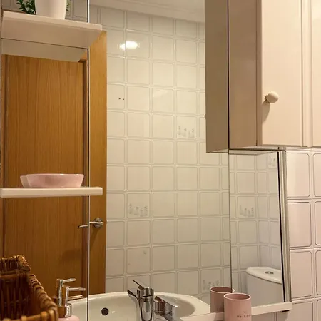 Apartment A Bright For 2 With Private Parking On The *