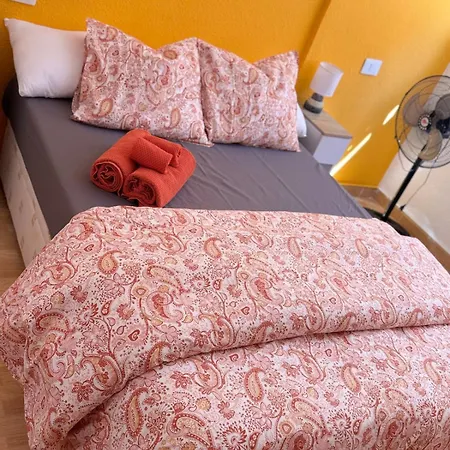 Apartment A Bright For 2 With Private Parking On The *