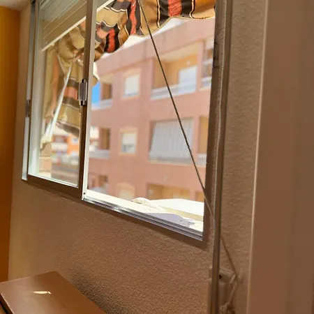 A Bright For 2 With Private Parking On The Apartment